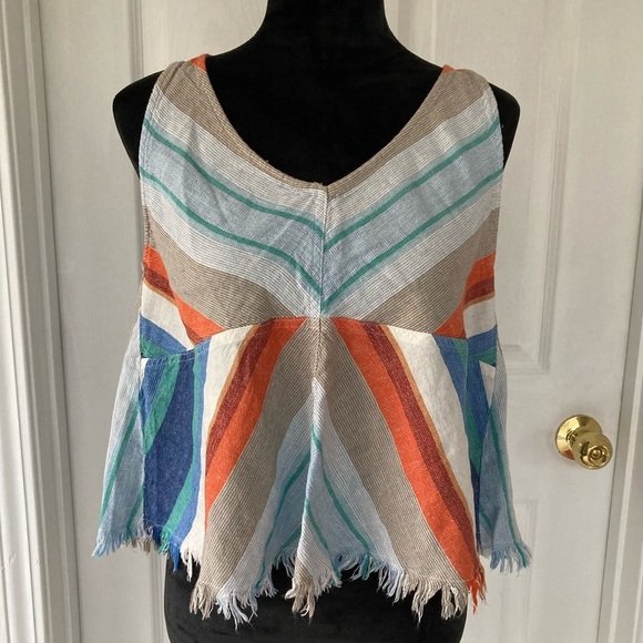 Women’s size medium striped multi colored crop top‎ - Picture 1 of 2
